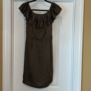 BANANA REPUBLIC 100% silk fitted dress. Size 0. Greenish brown.